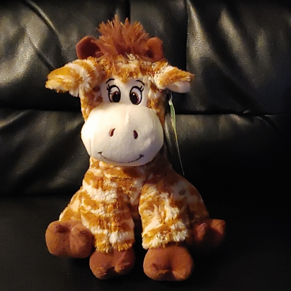 🌺NWT💕Super Soft Giraffe Plush